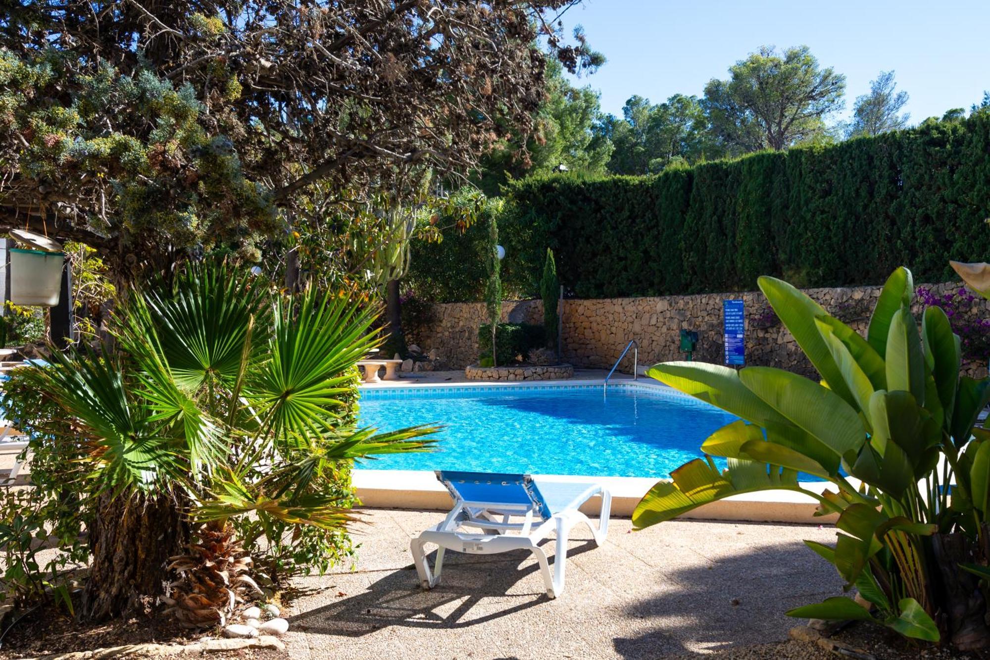 Apto Fully Equiped Con Piscina Y Gratis Parking Альтеа Экстерьер фото