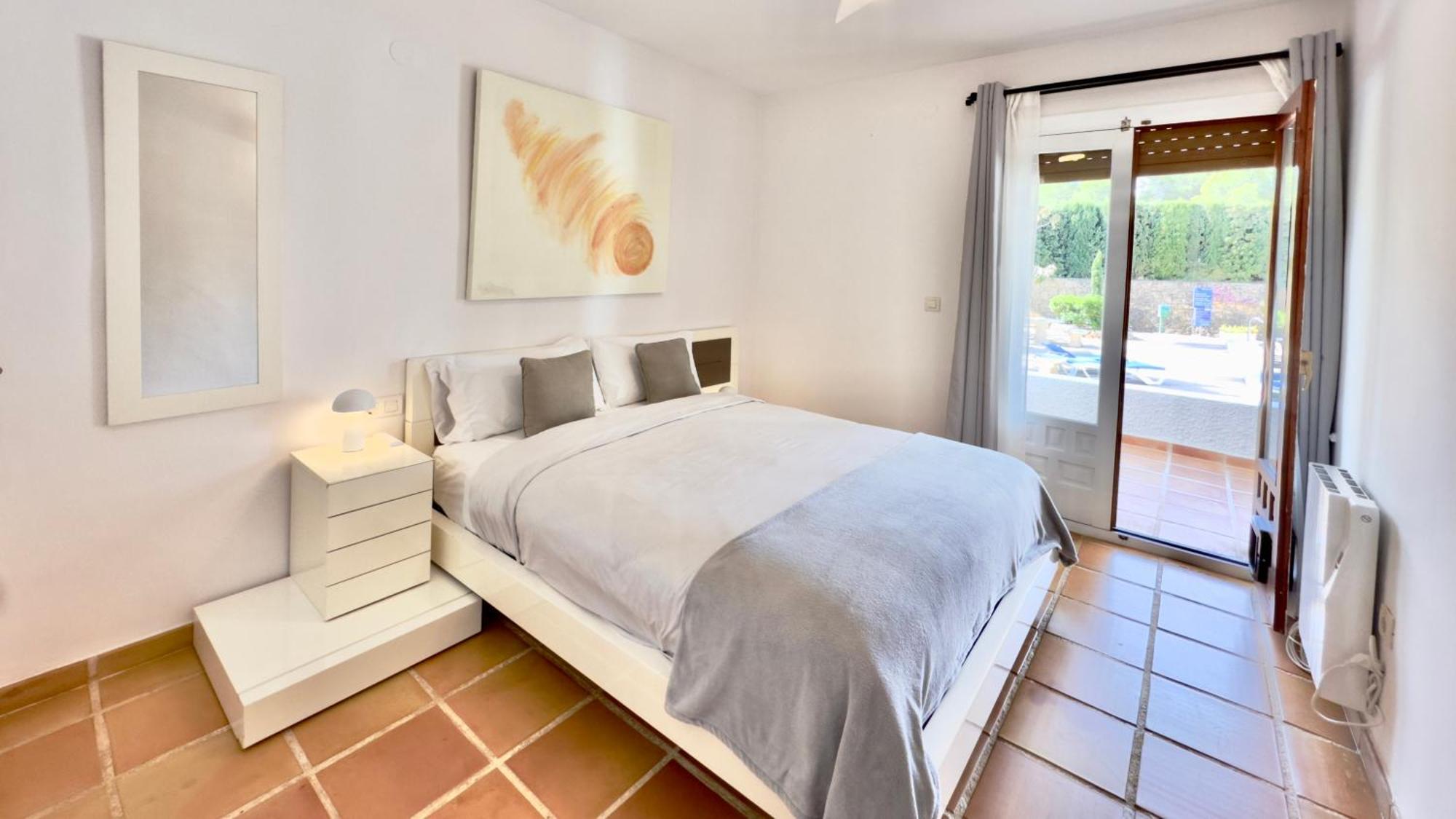 Apto Fully Equiped Con Piscina Y Gratis Parking Альтеа Экстерьер фото